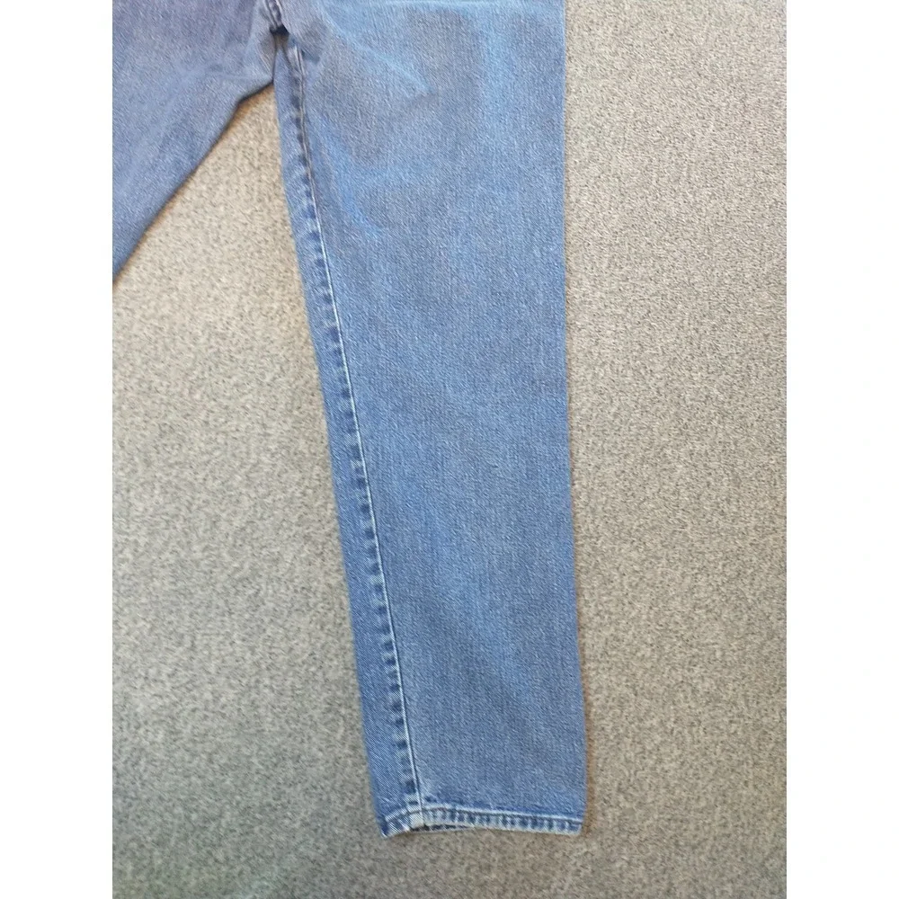 Wrangler Authentic Jeans Mens 36x32 Medium Wash Straight Leg Made in USA 97601MD